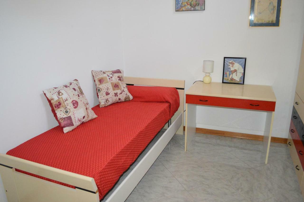 Casa Vacanze Da Roberta A Pochi Km Da Oristano Simaxis Luaran gambar